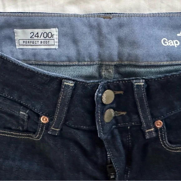 Gap 1969 Women's Dark Blue Jeans - Perfect Boot - Picture 4 of 5